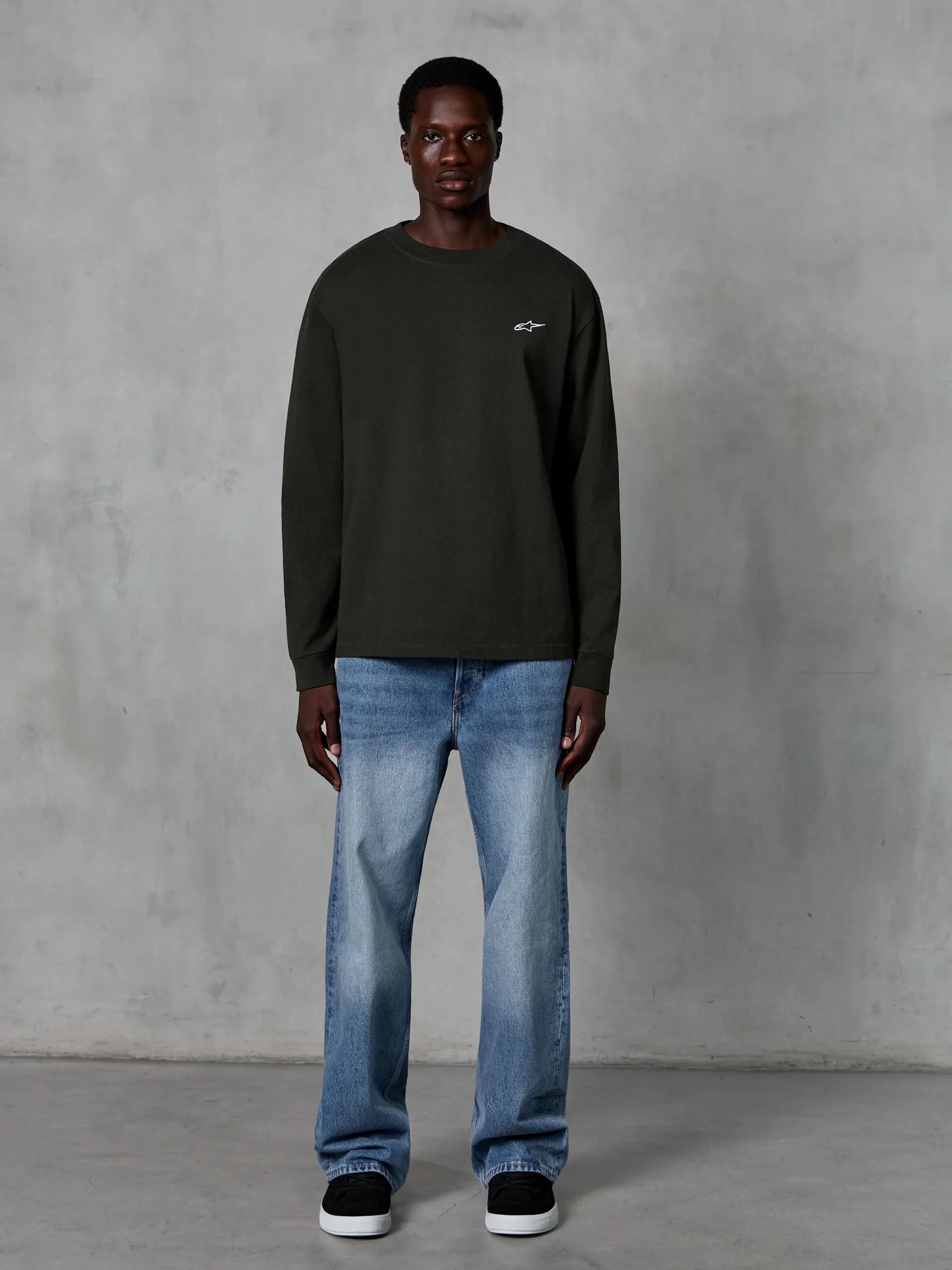 Essentials Ageless Lange Mouwen T-Shirt - Afbeelding 6