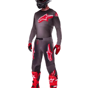 Supertech Lipan Kledingset 2025