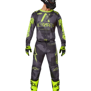 Racer Hollow Kledingset 2025